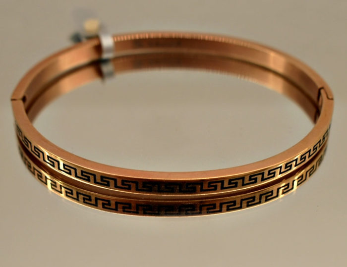 stainless steel woman's bracelet