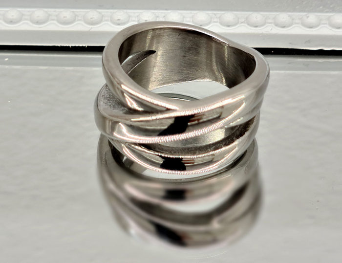 γυναικείο δαχτυλίδι από ανοξείδωτο ατσάλι